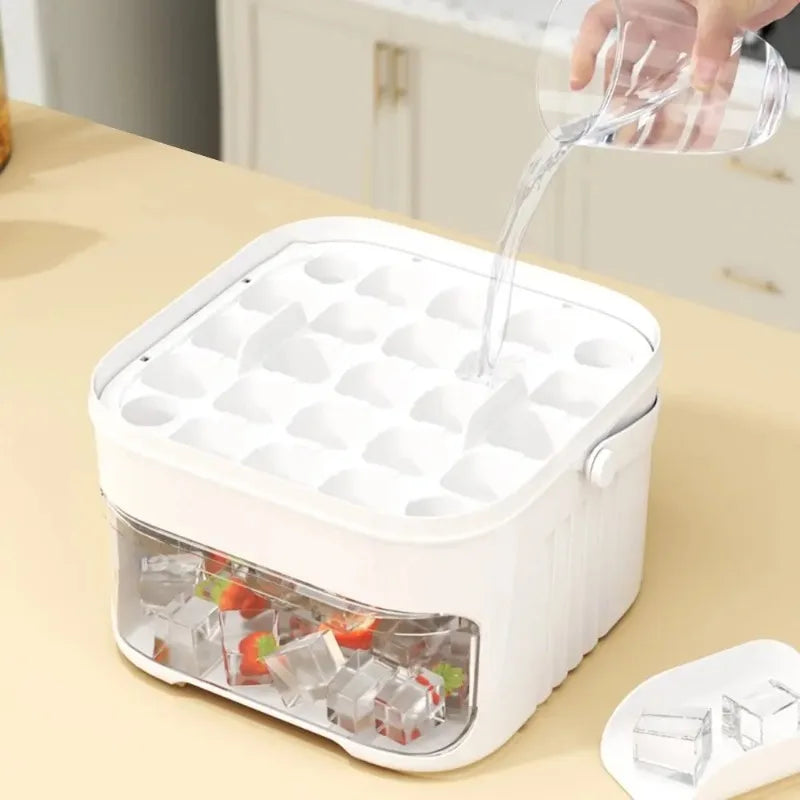 50-Cube Ice Machine Large-Capacity Double-Layer Ice Cube Machine with Easy-To-Press Lid Reusable Food Grade Ice Cube Mold